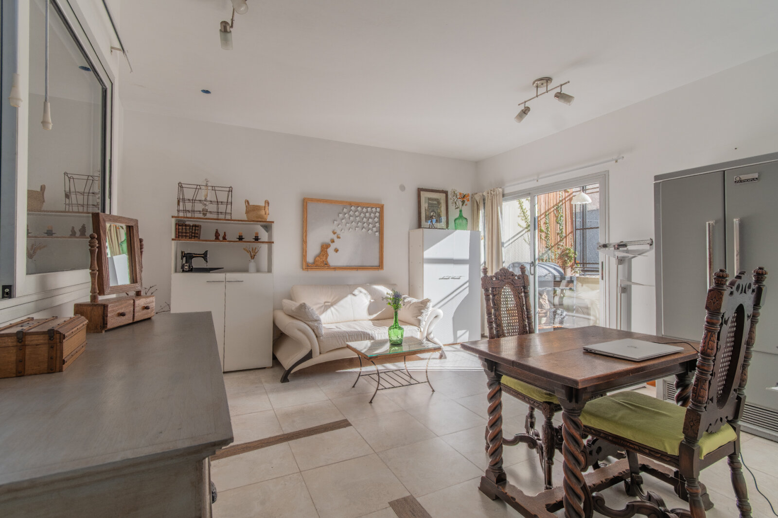 Dúplex 3 ambientes con doble altura, 2 suites, cochera y baulera en Palermo - 3