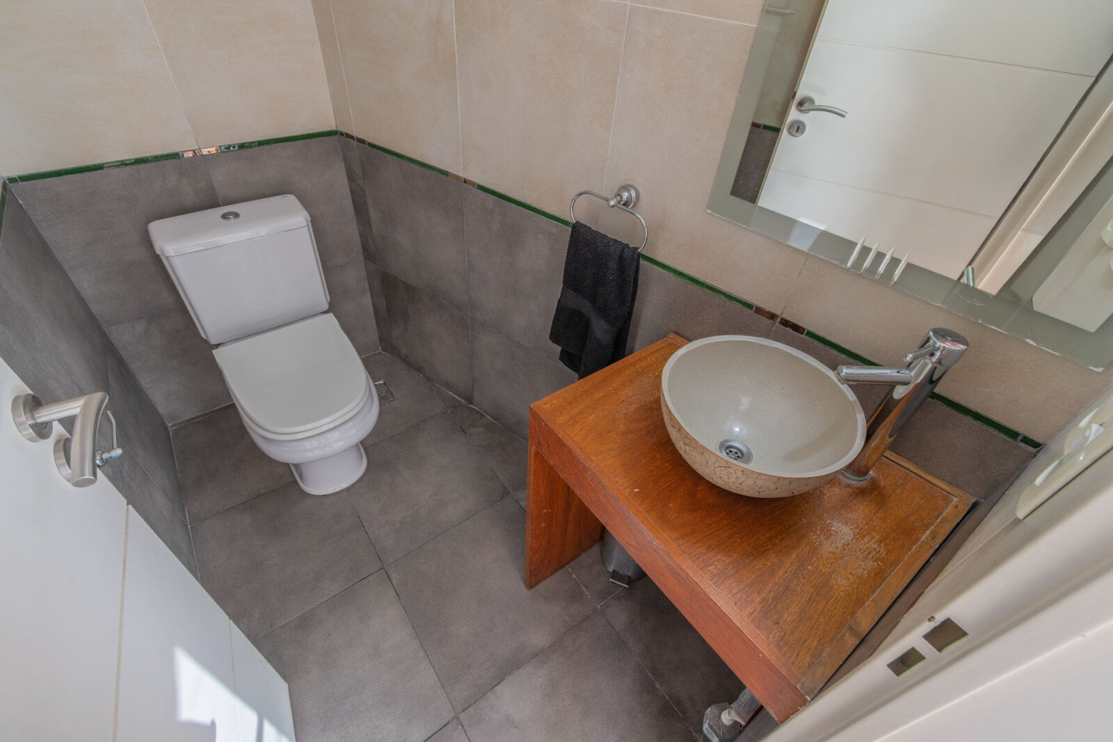 Dúplex 3 ambientes con doble altura, 2 suites, cochera y baulera en Palermo - 9