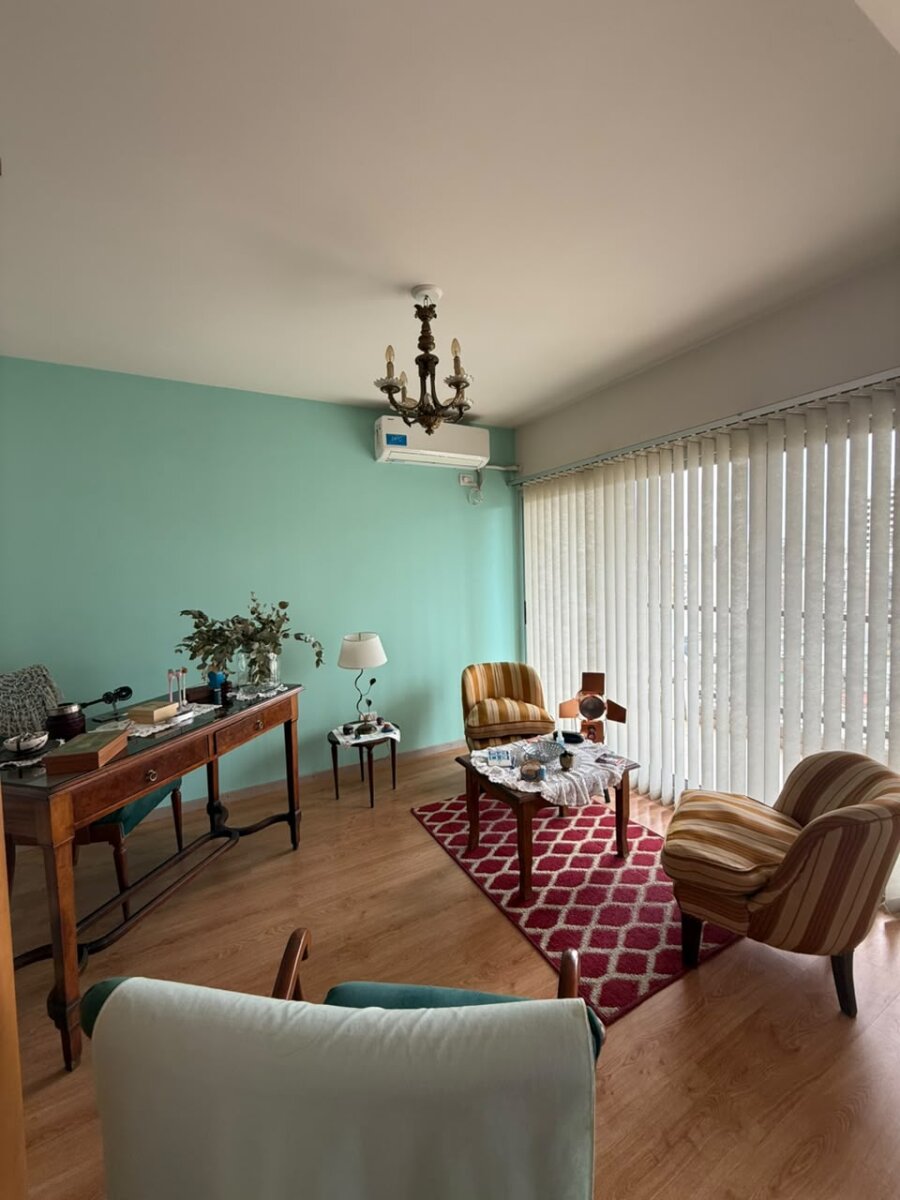 Mendoza 257 10-04 - 18