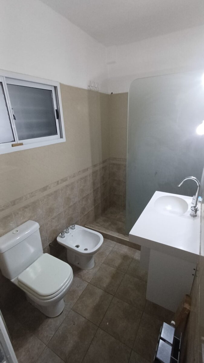 Se alquila casa en barrio San Fernando - Imagen 5