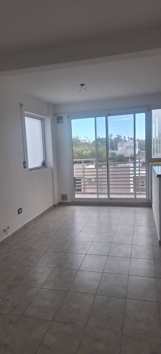 Departamento de 1 Dormitorio en Alquiler - 4