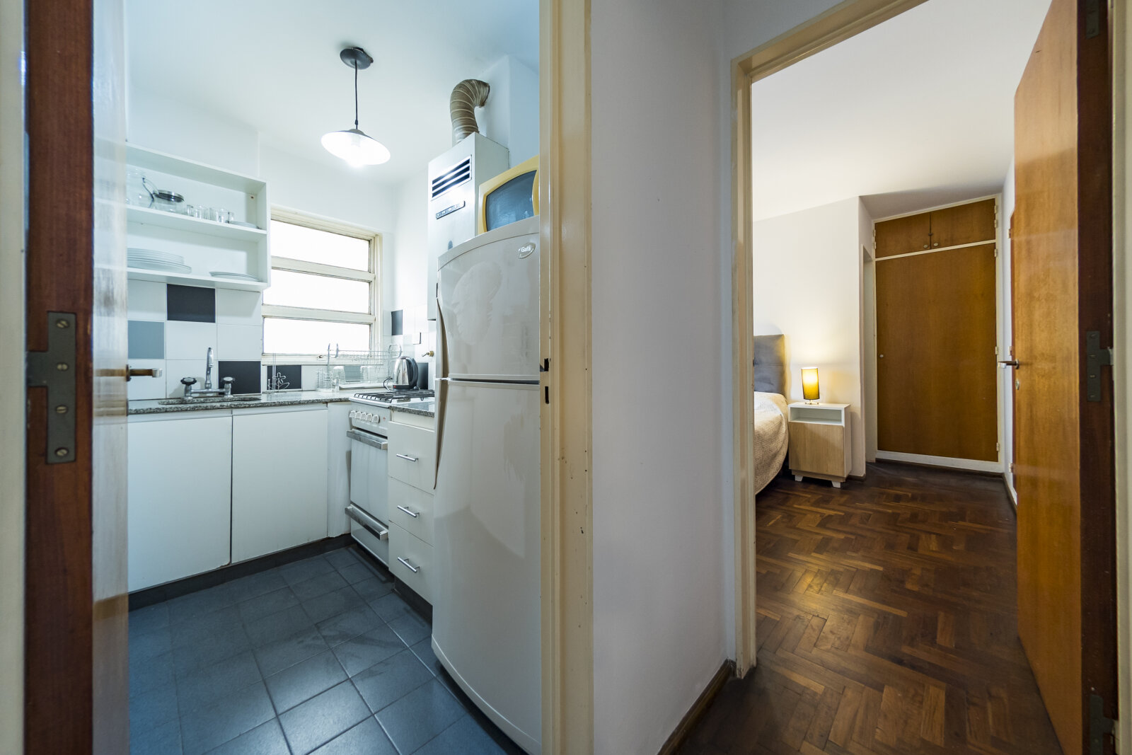 DEPARTAMENTO TEMPORARIO DE 1 DORMITORIO CON BALCÓN EN NUEVA CÓRDOBA - Imagen 4