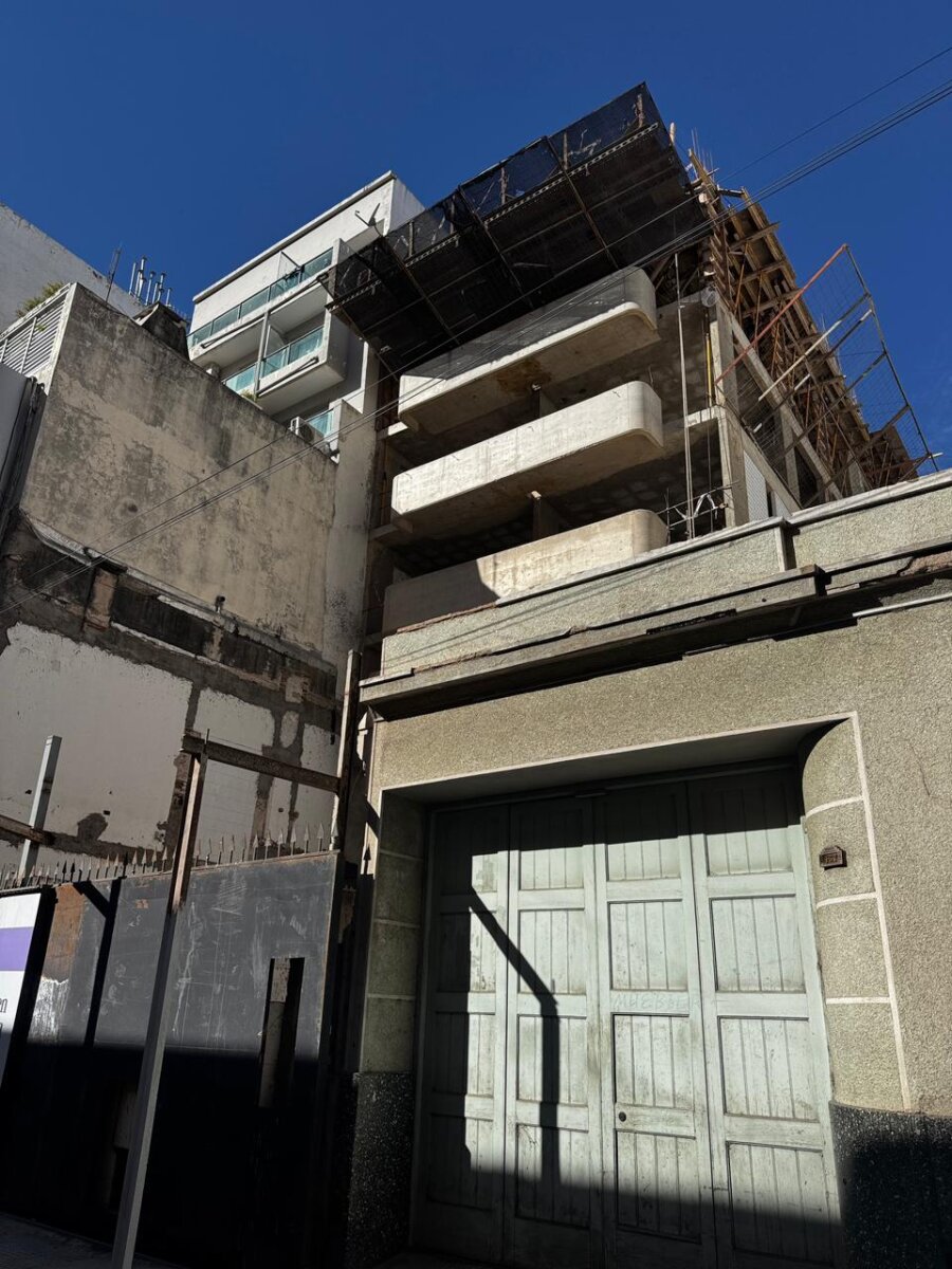 VENTA LOFT CON BALCON TERRAZA  EN GUEMES - En Obra - Imagen 9
