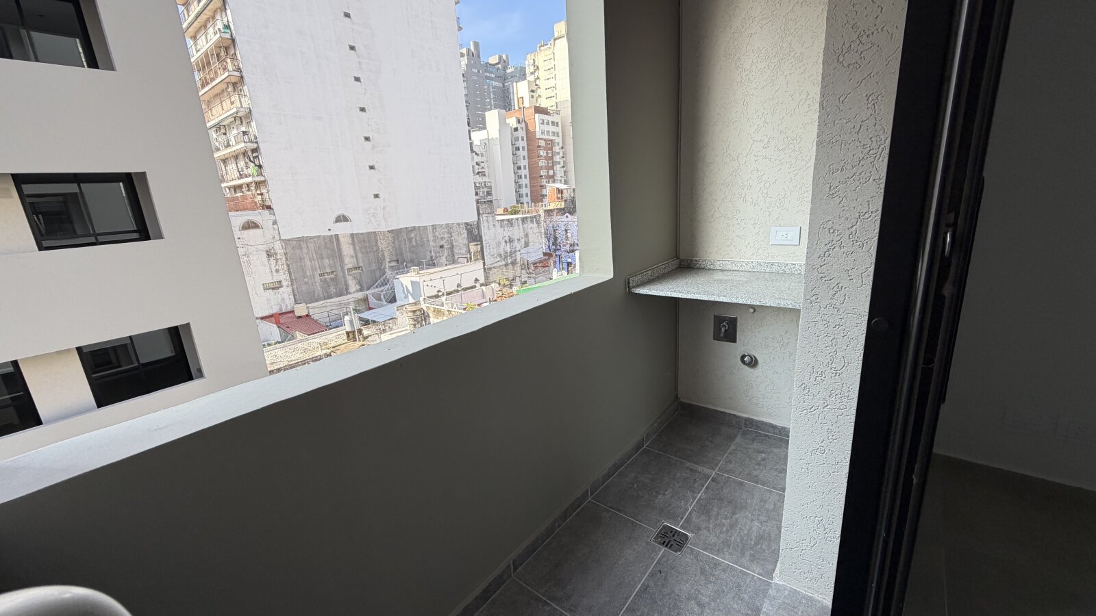 Semipiso de 1 dorm a estrenar - CATAMARCA 1342 - 13