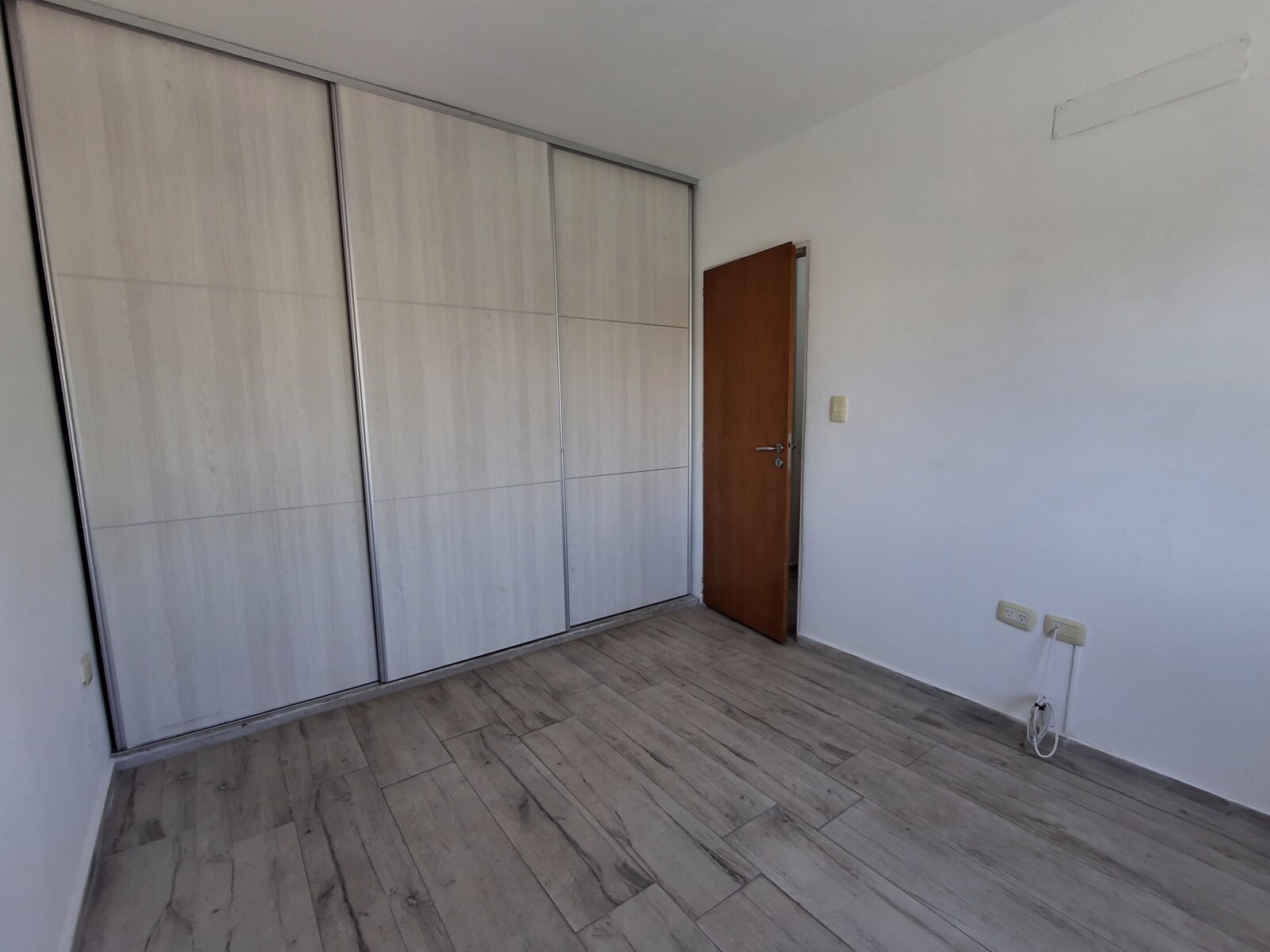 ALQUILER | DUPLEX 3 DORMIT | COCHERA | VALLE ESCONDIDO | COMPLEJO CERRADO - Imagen 13