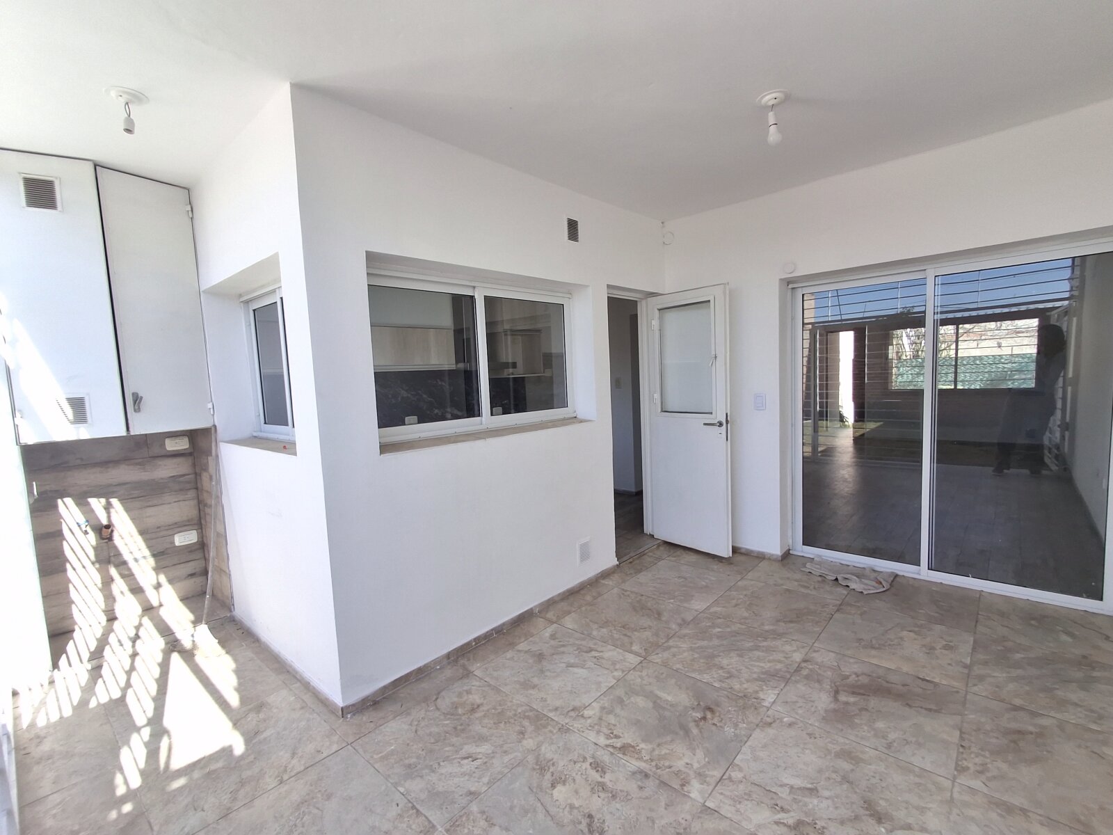 ALQUILER | DUPLEX 3 DORMIT | COCHERA | VALLE ESCONDIDO | COMPLEJO CERRADO - Imagen 4