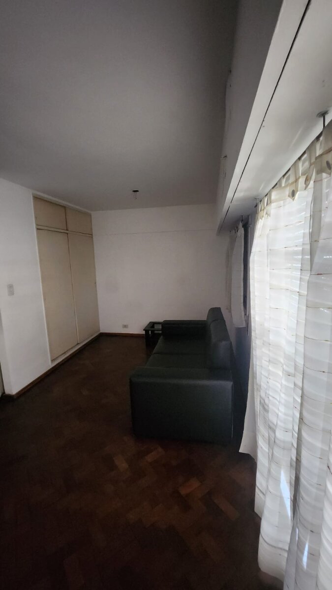 MAIPU 928 Monoambiente c/balcón - 8