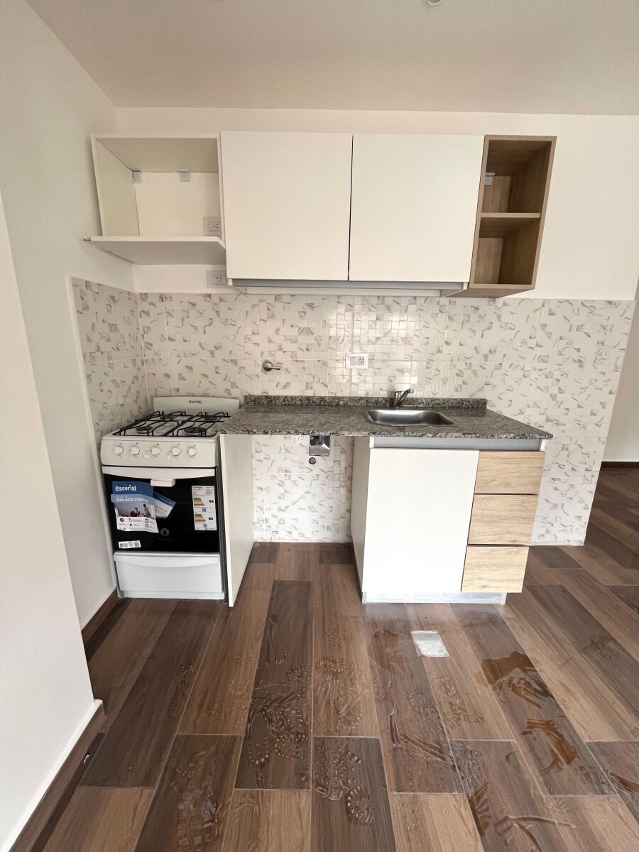 Monoambiente - San Martín 540 - 8