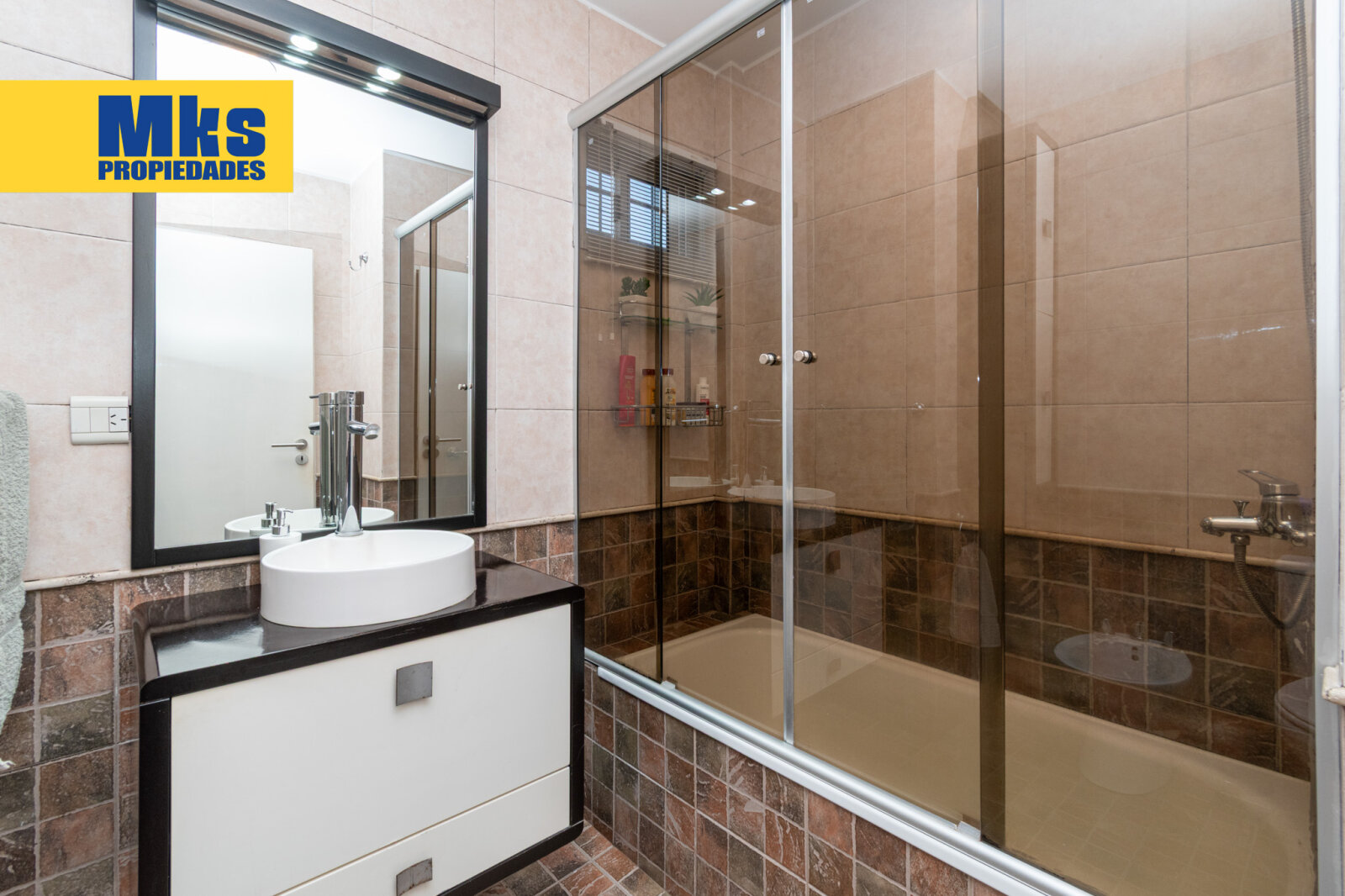 Venta. Departamento. 3 ambientes. Semipiso. Moderno. Balcon. - 7