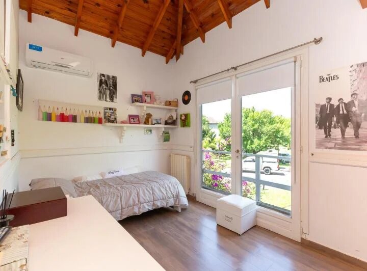 VENTA!! Casa Imponente. Abril Club de Campo, Hudson, GBA. - 15