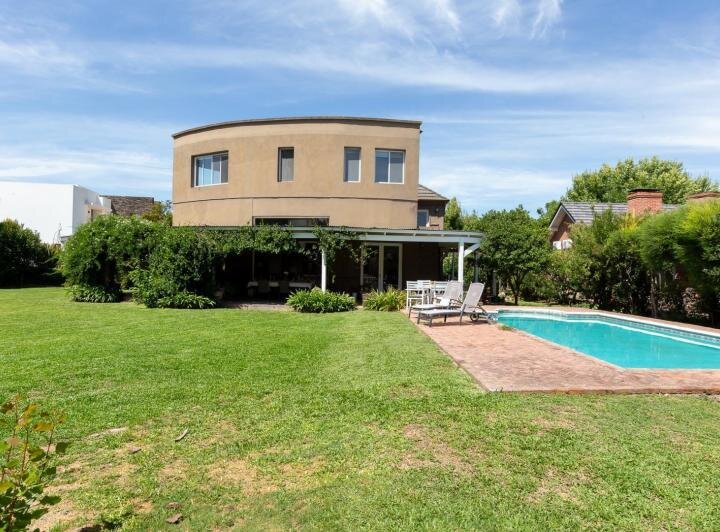 VENTA!! Casa Imponente. Abril Club de Campo, Hudson, GBA. - 38