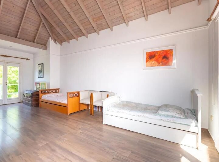 VENTA!! Casa Imponente. Abril Club de Campo, Hudson, GBA. - 20