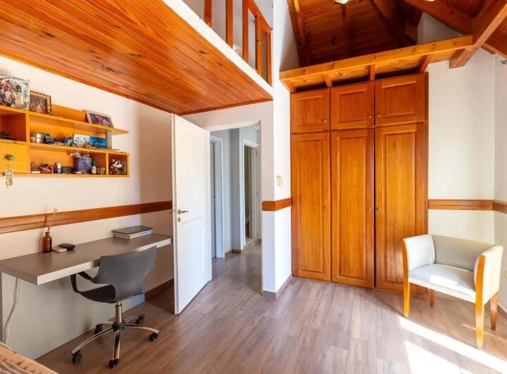 VENTA!! Casa Imponente. Abril Club de Campo, Hudson, GBA. - 19