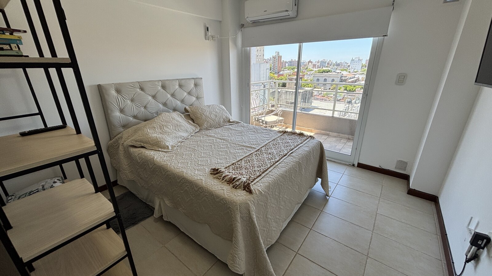 Monoambiente - Corrientes 2280 - 3