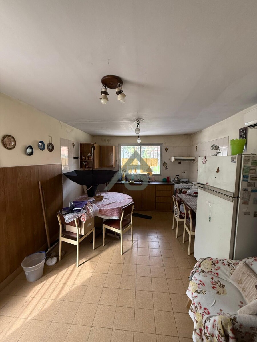 Casa en venta en Martínez – Lote de 450 m² con gran parque - 9