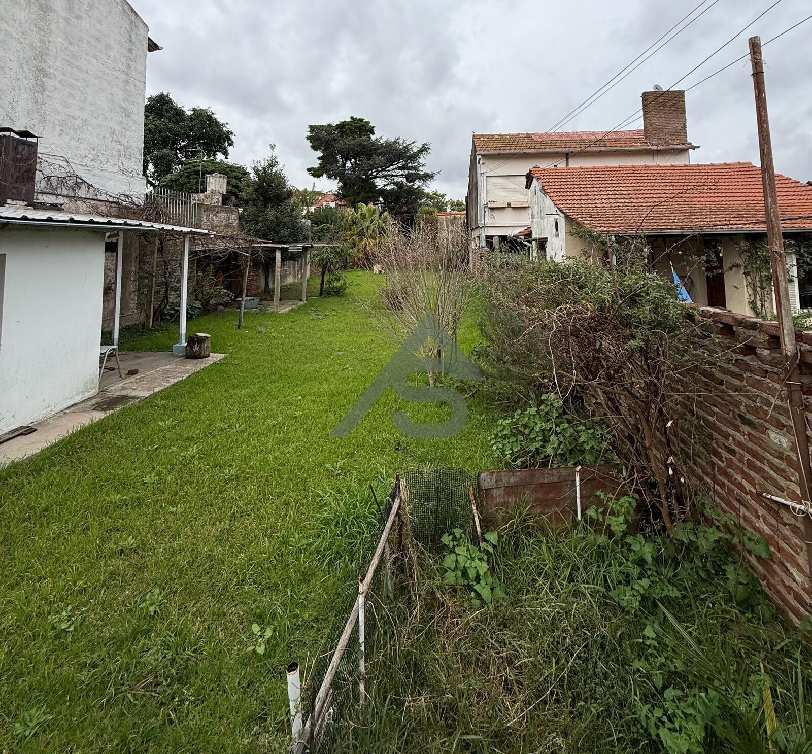 Casa en venta en Martínez – Lote de 450 m² con gran parque - 2
