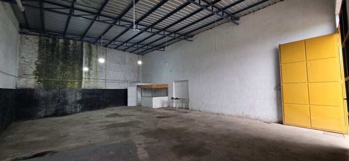 Galpones / Dep髎itos - Rosario - Alquiler
