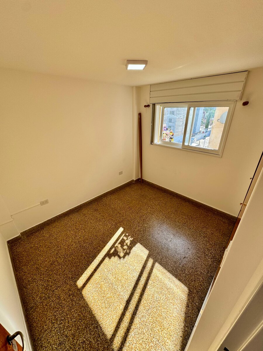 Departamento de 2 Dormitorios en pleno centro - Imagen 9