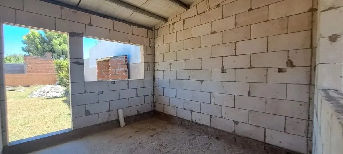 Lote En Venta En Bahía Blanca, Con Construcción Casa 1 Dorm - 5