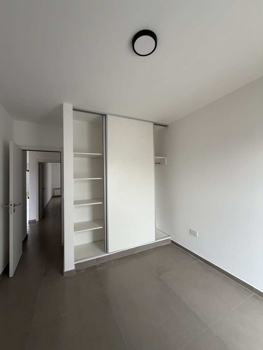 DUPLEX EN PAMPAS DE MANANTIALES - Imagen 26