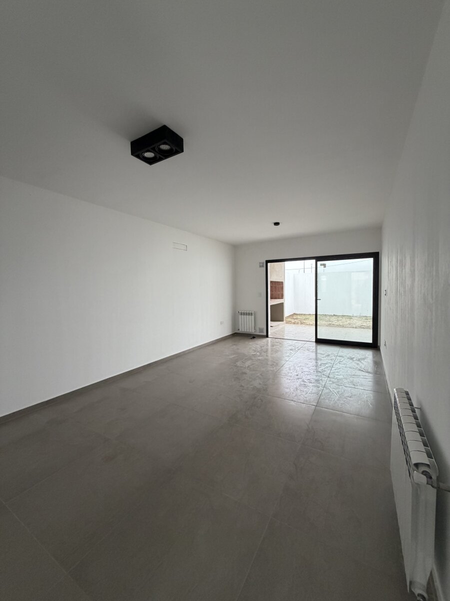 DUPLEX EN PAMPAS DE MANANTIALES - Imagen 7
