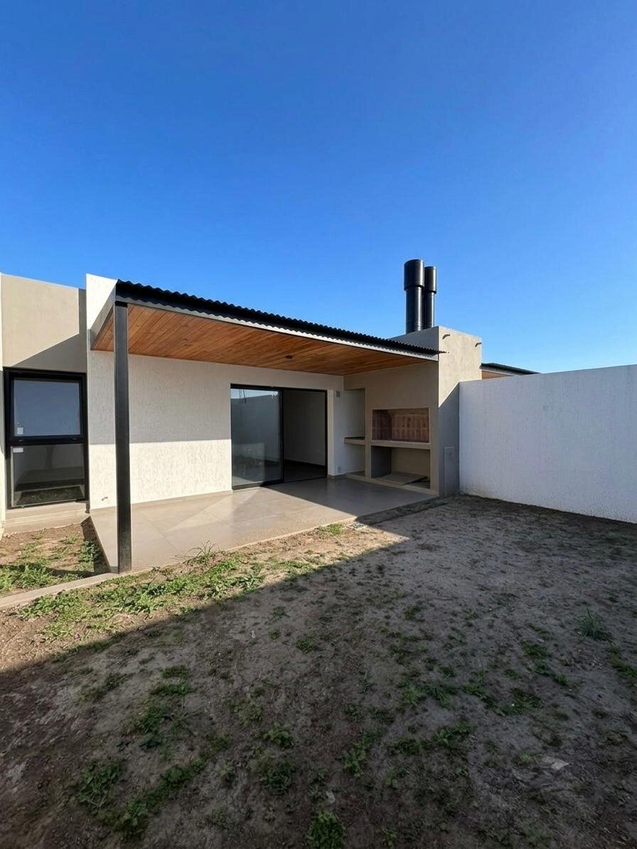 DUPLEX EN PAMPAS DE MANANTIALES - Imagen 37