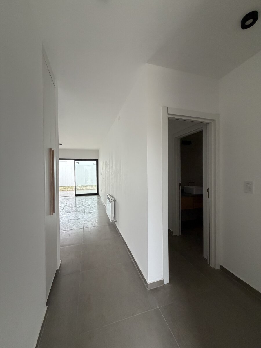 DUPLEX EN PAMPAS DE MANANTIALES - Imagen 5