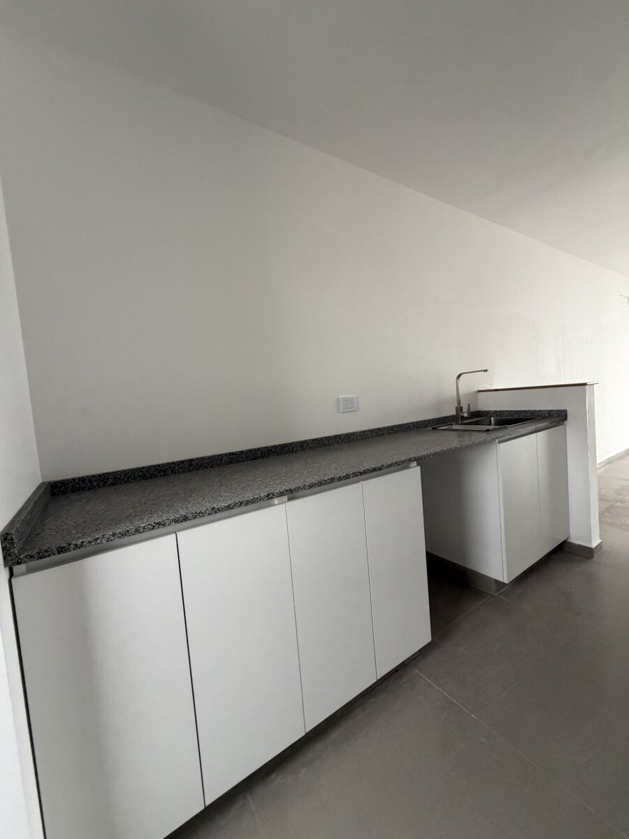 DUPLEX EN PAMPAS DE MANANTIALES - Imagen 13