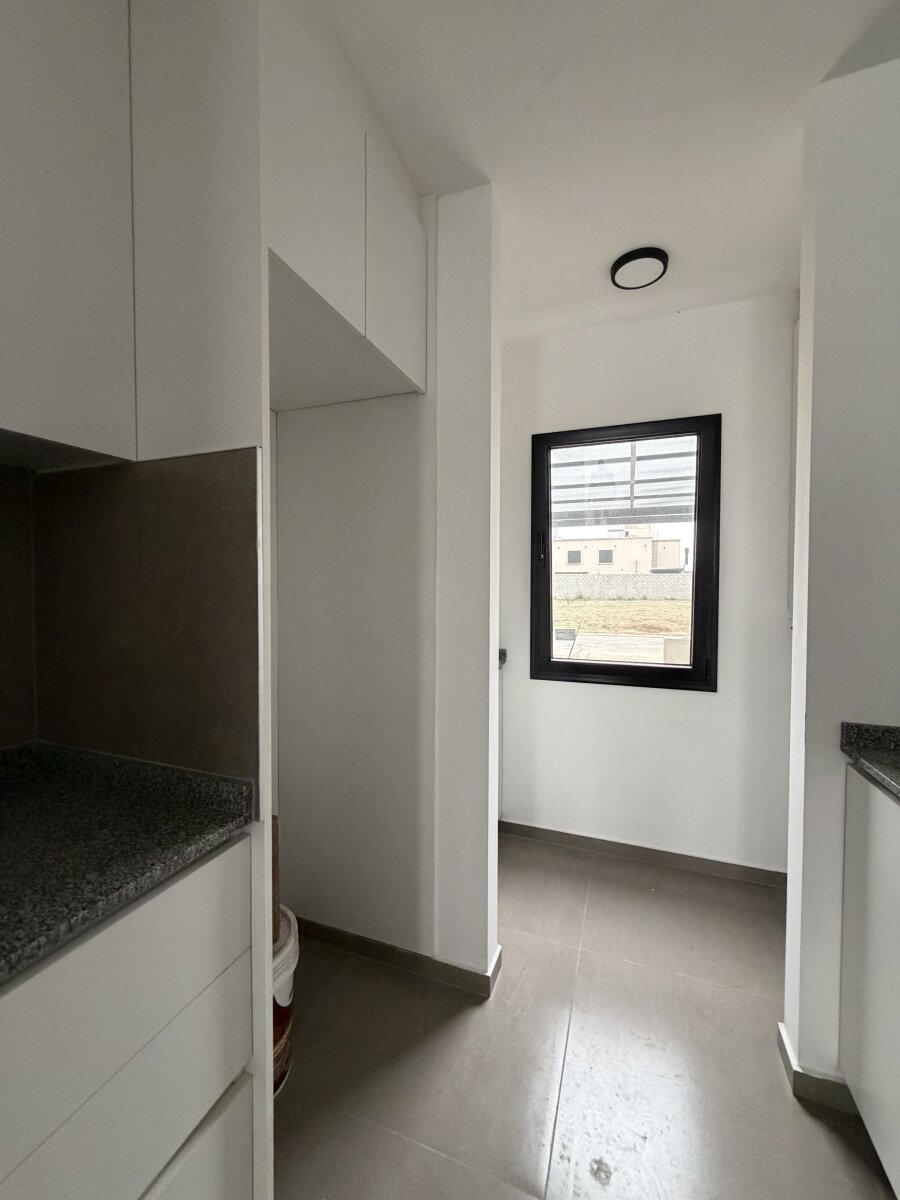 DUPLEX EN PAMPAS DE MANANTIALES - Imagen 8