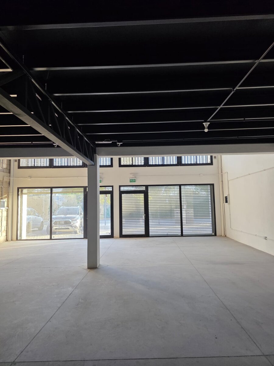 VENDO LOCALES A ESTRENAR SOBRE AV LA DONOSA - Imagen 3