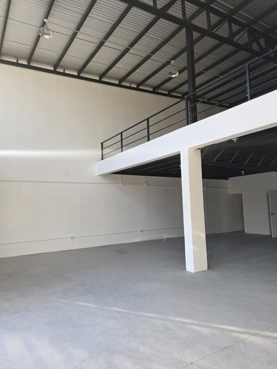 VENDO LOCALES A ESTRENAR SOBRE AV LA DONOSA - Imagen 5