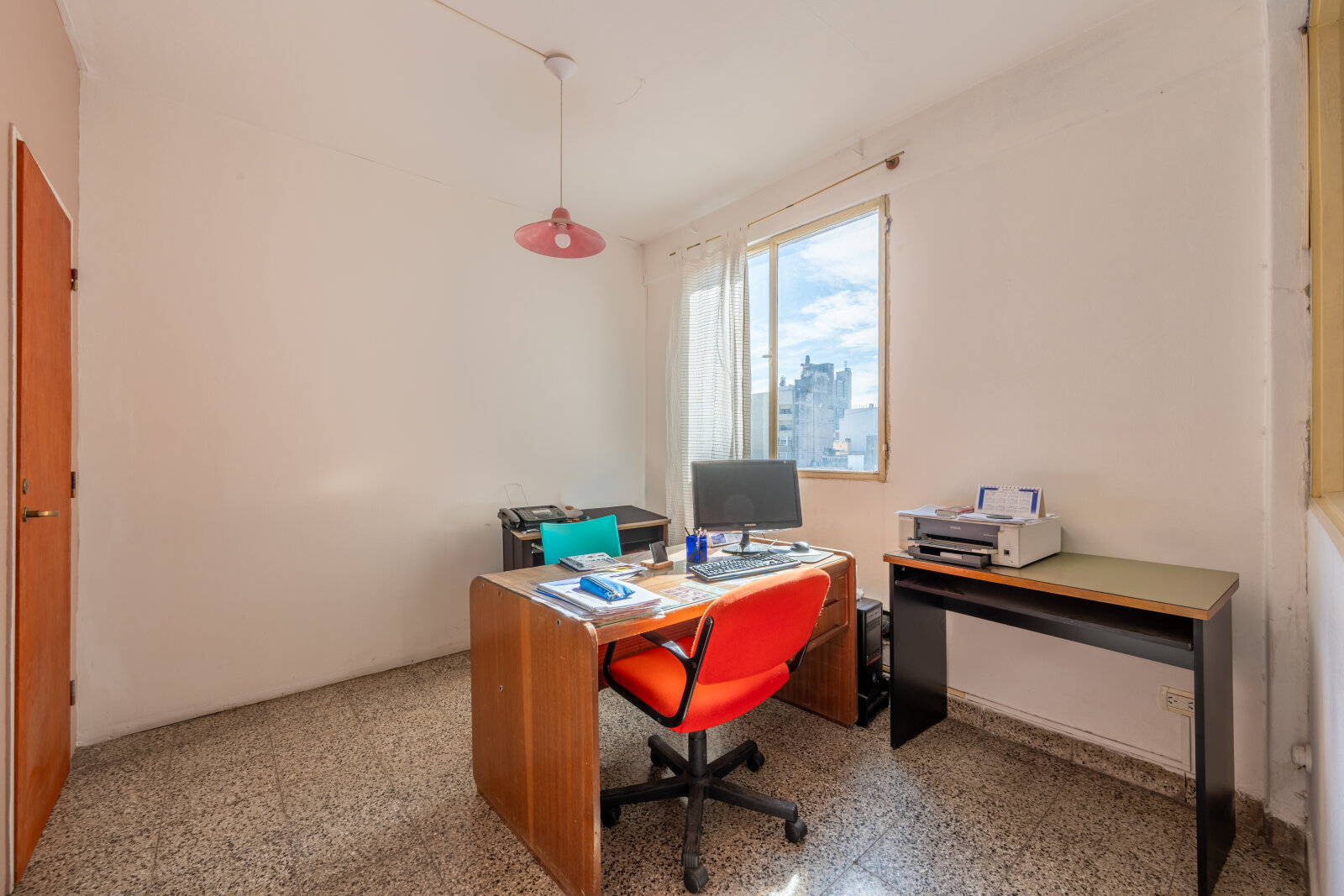 Venta 3 Oficinas con sala de espera - 3