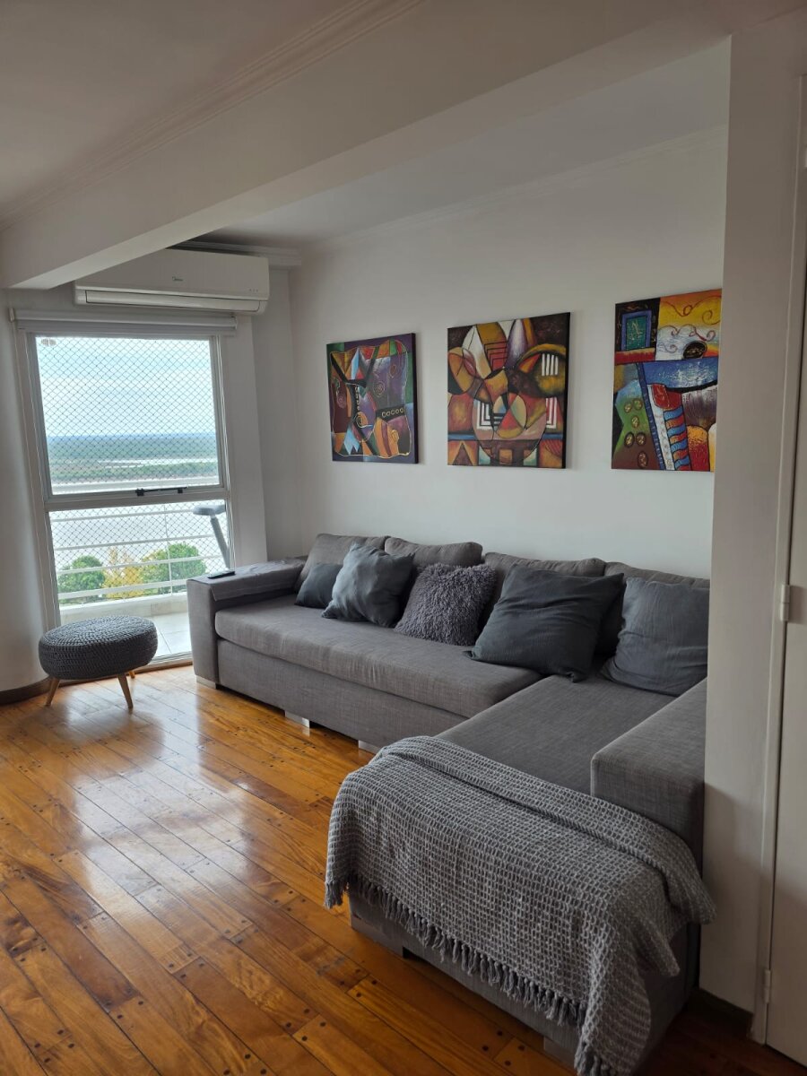 Alquiler Departamento 3 dormitorios con cochera- Zona Río - 6