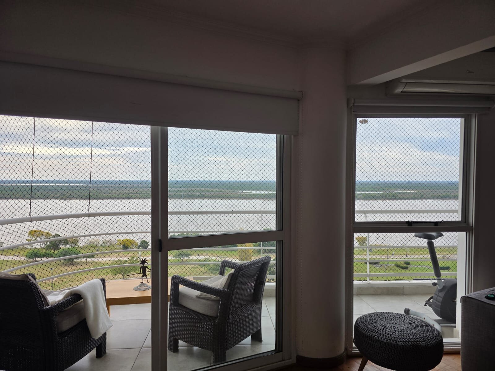 Alquiler Departamento 3 dormitorios con cochera- Zona Río - 7