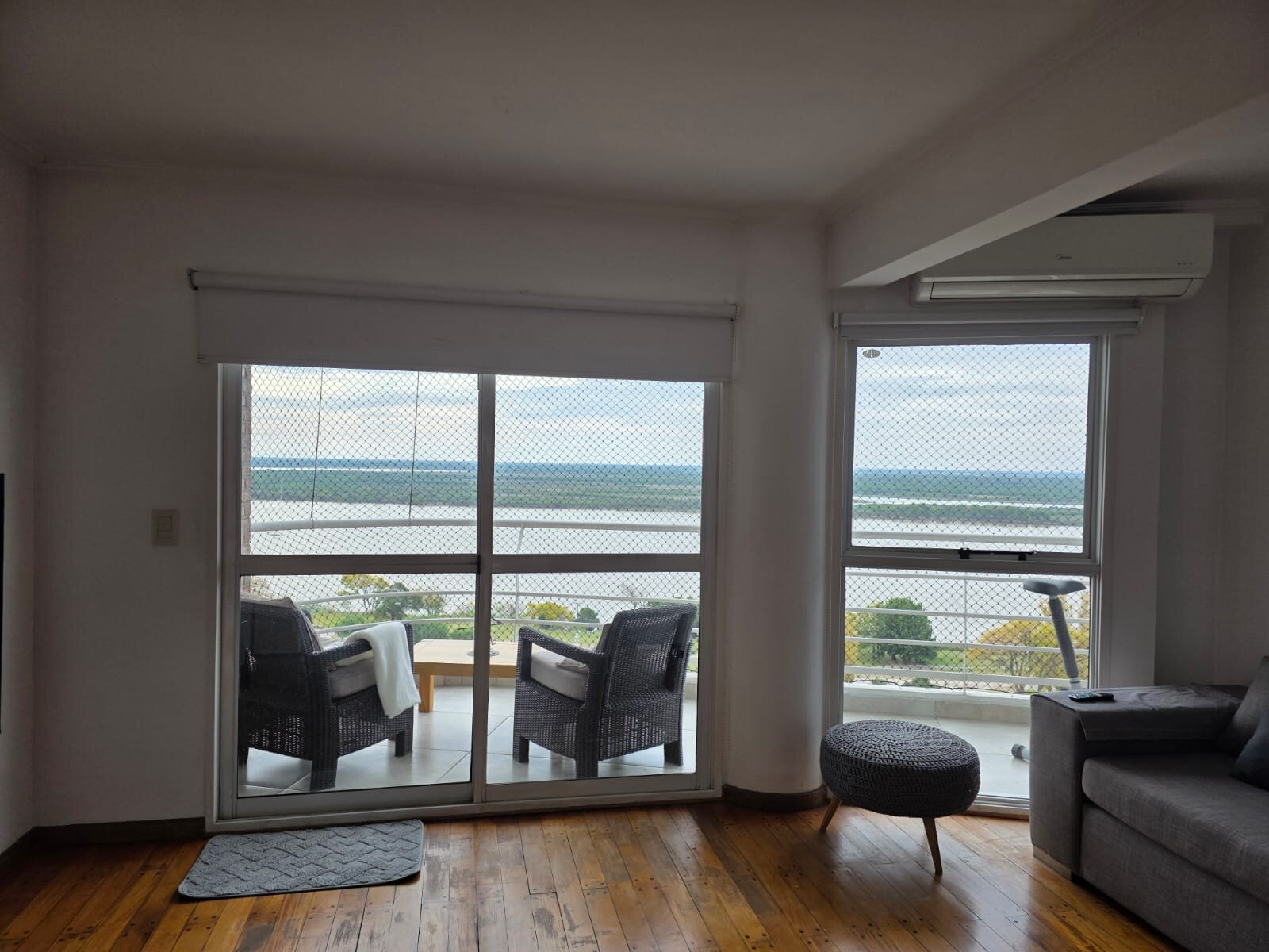 Alquiler Departamento 3 dormitorios con cochera- Zona Río - 3