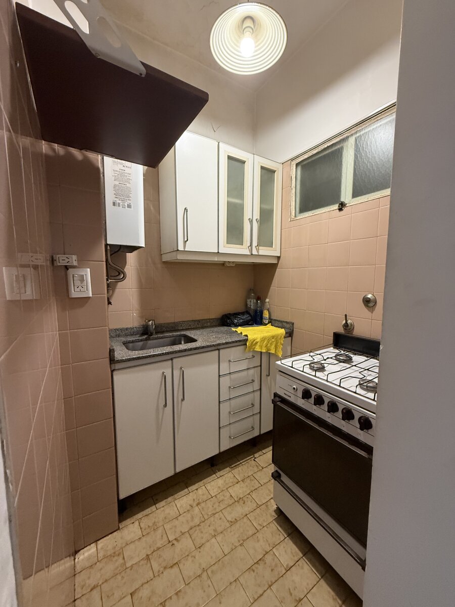 Departamento 2 ambientes en alquiler con balcon - 12