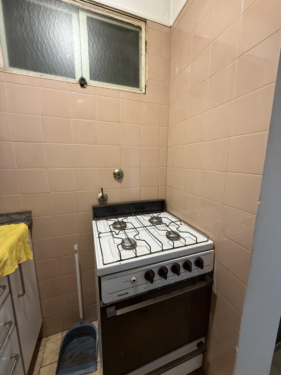 Departamento 2 ambientes en alquiler con balcon - 11