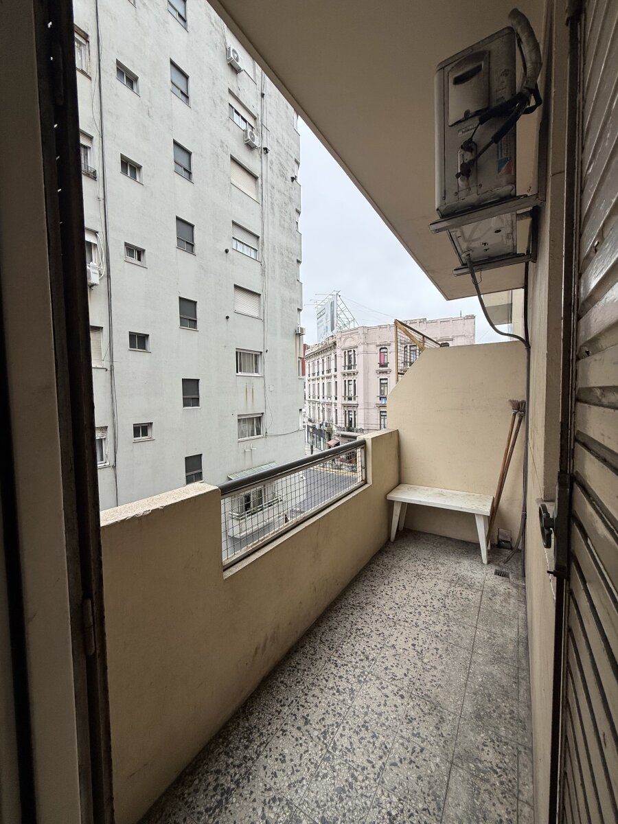 Departamento 2 ambientes en alquiler con balcon - 6