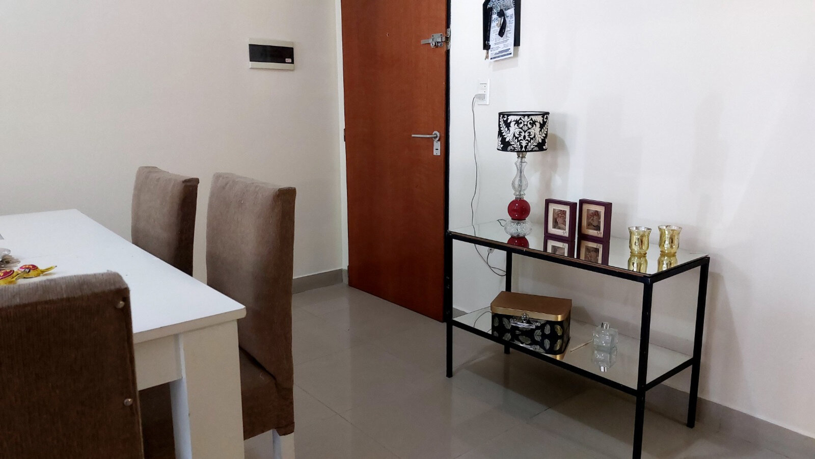 Almagro, Lezica 4300, 3 amb, 65 m2, usd 1300 +servicios (lavarropas) . - 5
