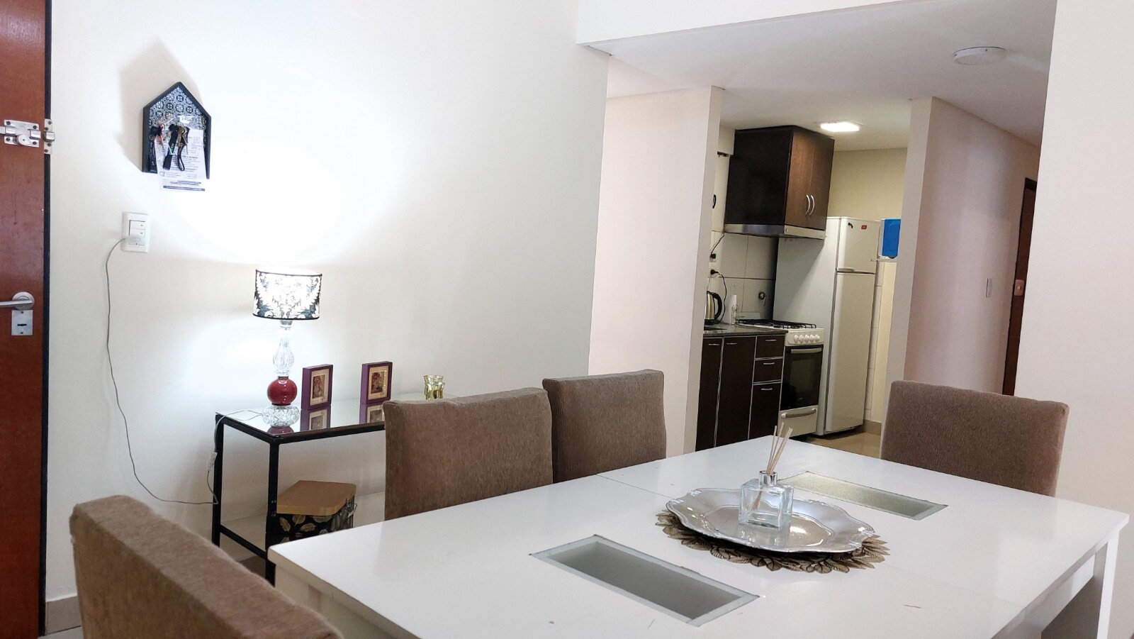 Almagro, Lezica 4300, 3 amb, 65 m2, usd 1300 +servicios (lavarropas) . - 4