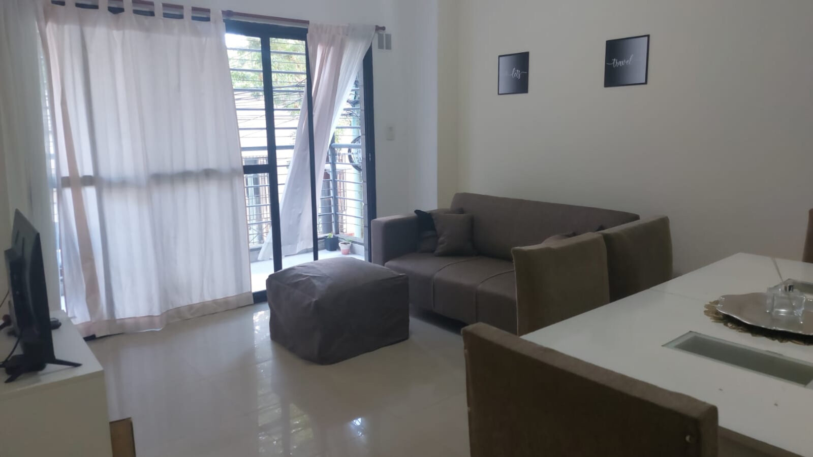 Almagro, Lezica 4300, 3 amb, 65 m2, usd 1300 +servicios (lavarropas) . - 3