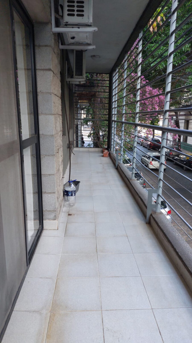 Almagro, Lezica 4300, 3 amb, 65 m2, usd 1300 +servicios (lavarropas) . - 25