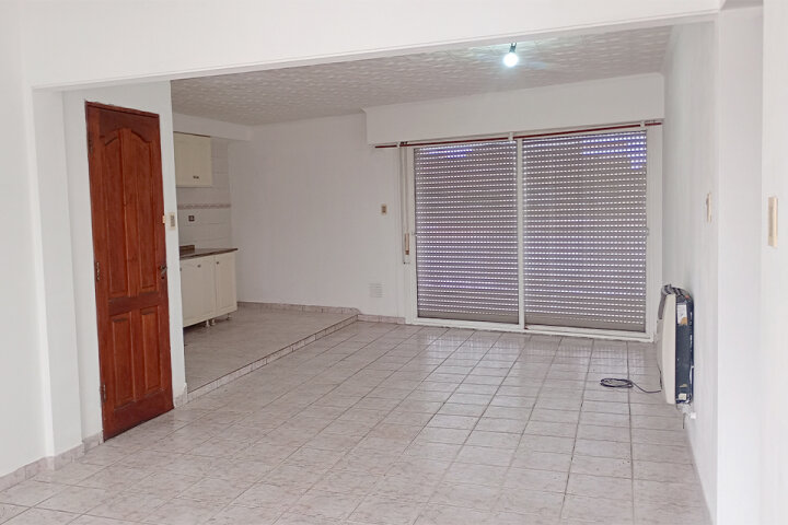 Departamentos - Alvear -  Alquiler