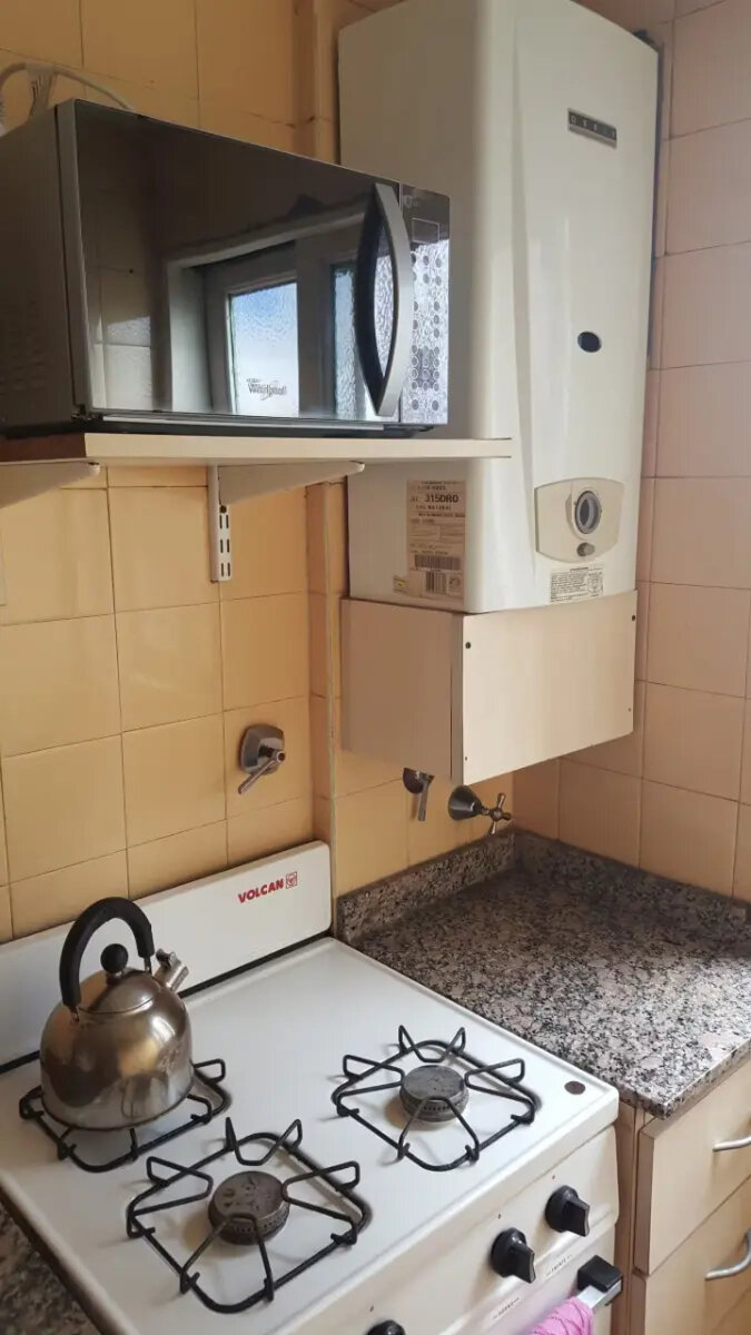 Belgrano, Olazábal 1800, piso 5, frente, 2 amb, 40m2, u$s 1,050 todo incluído con topes de luz y gas. 15-09-26 - 12