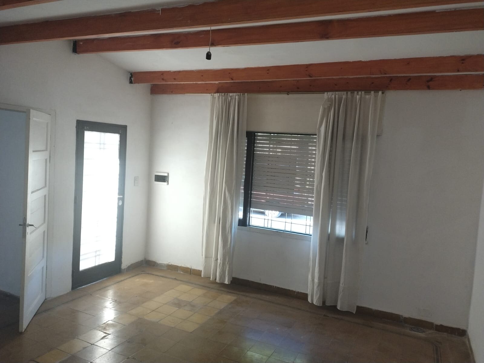 CASA  2 D  45000 USD.    Bº Los  Paraisos - Imagen 5