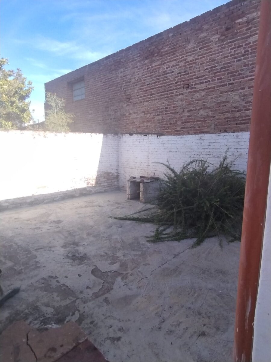 CASA  2 D  45000 USD.    Bº Los  Paraisos - Imagen 3