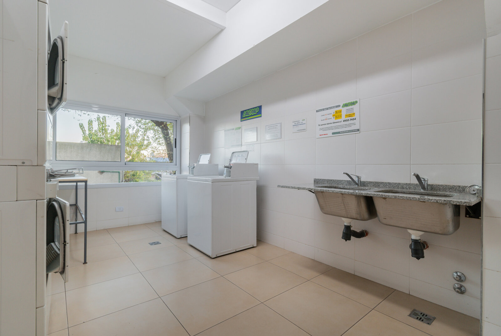 Departamento de dos ambientes, con baulera, y piscina - 22