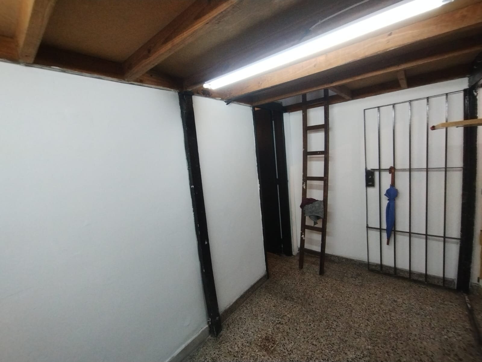Local en Alquiler - Bajas expensas - Recién pintado - 23m² - Villa Urquiza - 8