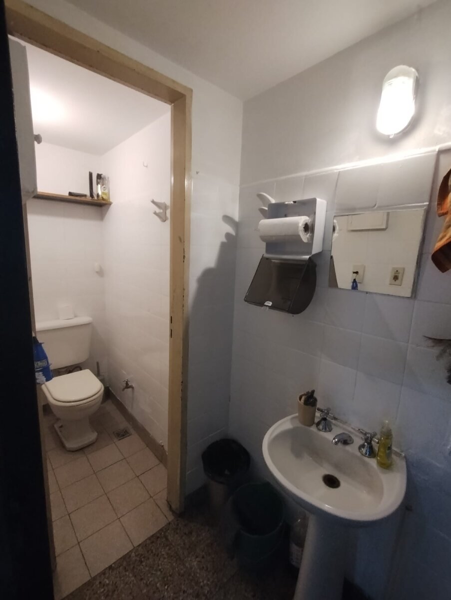 Local en Alquiler - Bajas expensas - Recién pintado - 23m² - Villa Urquiza - 14