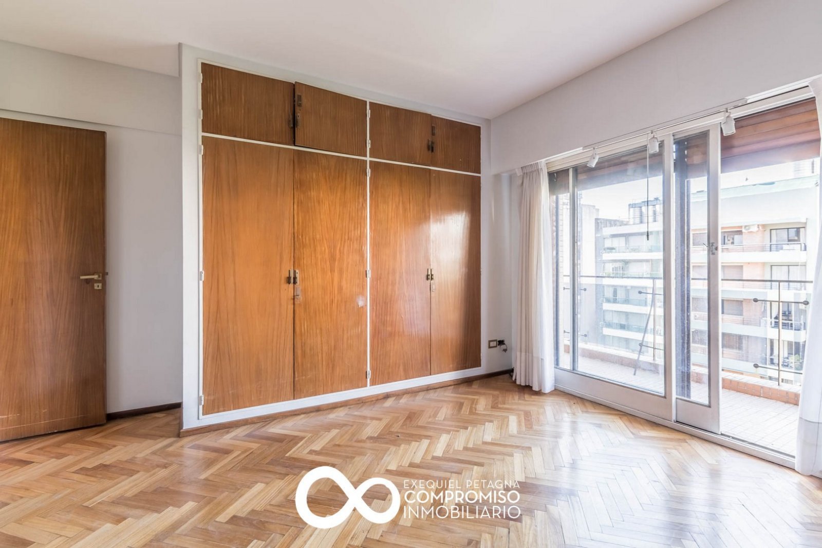 Venta. Apto Credito. Departamento 4 ambientes. Cochera. Baulera. Belgrano - 32